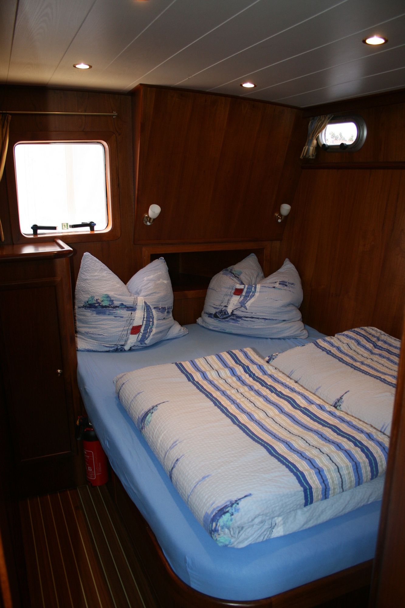 De Drait Advantage 42 | Blue Sky