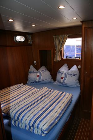 De Drait Advantage 42 | Blue Sky