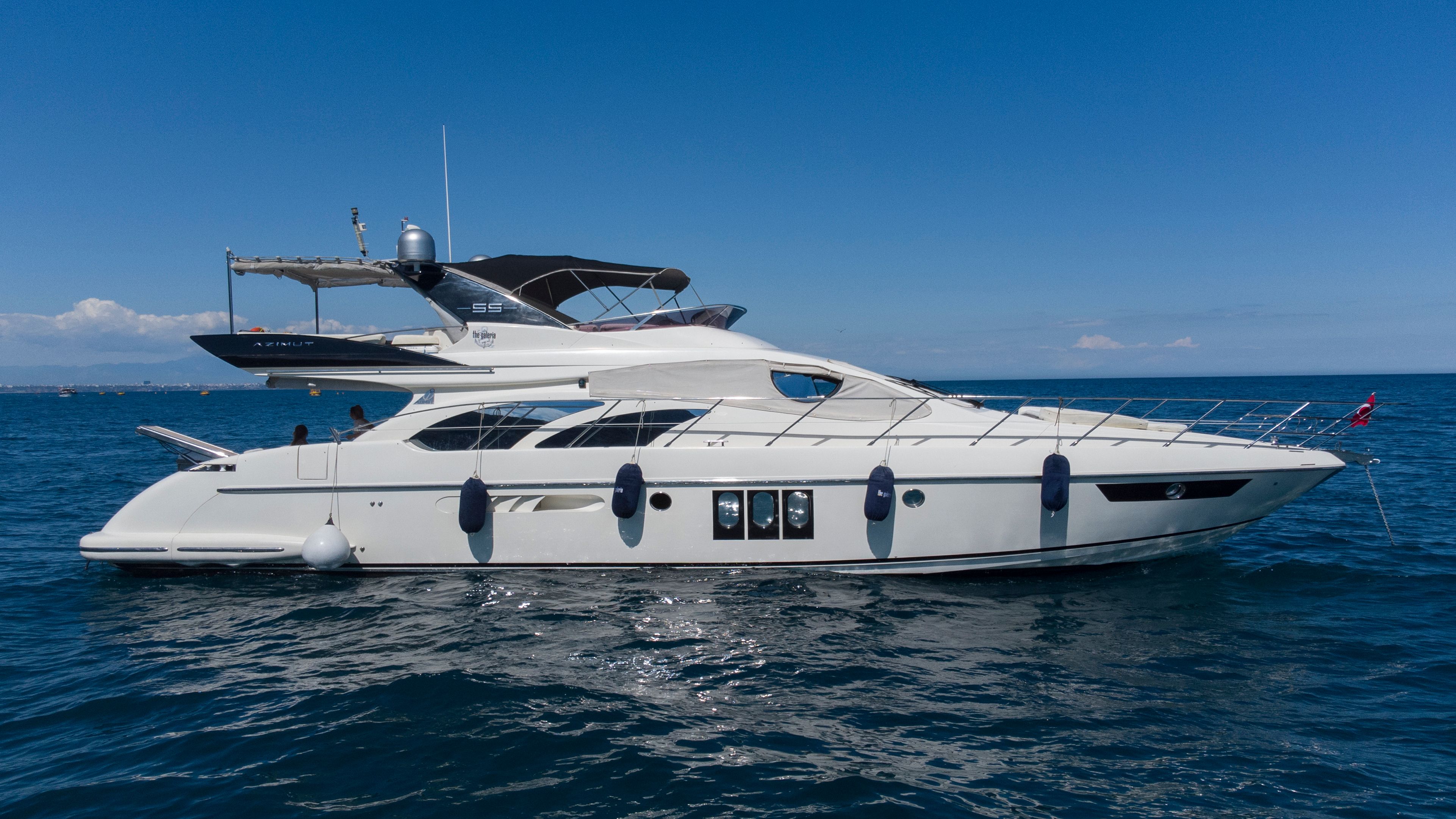 Azimut 55 | The Galeria