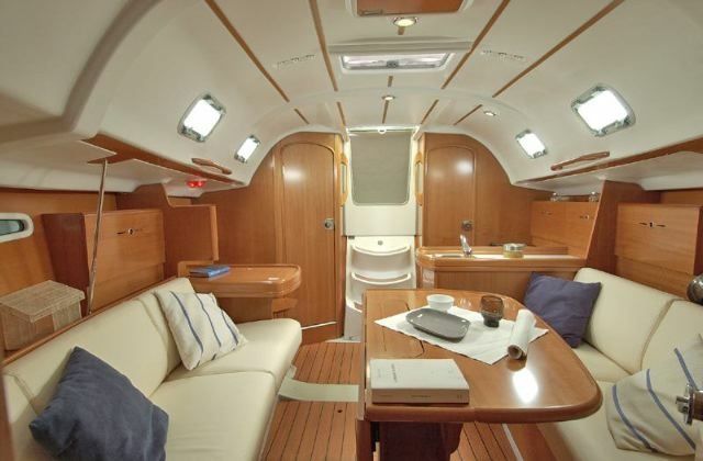 Beneteau First 31.7 | Jack