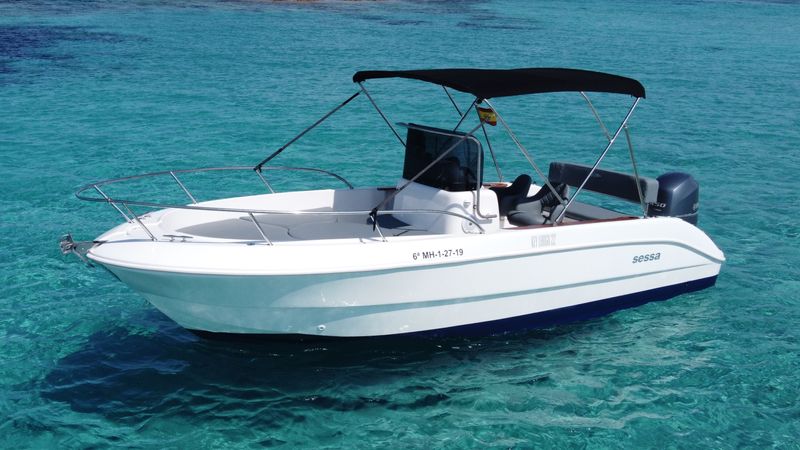 Sessa Key Largo 22 | Black or White