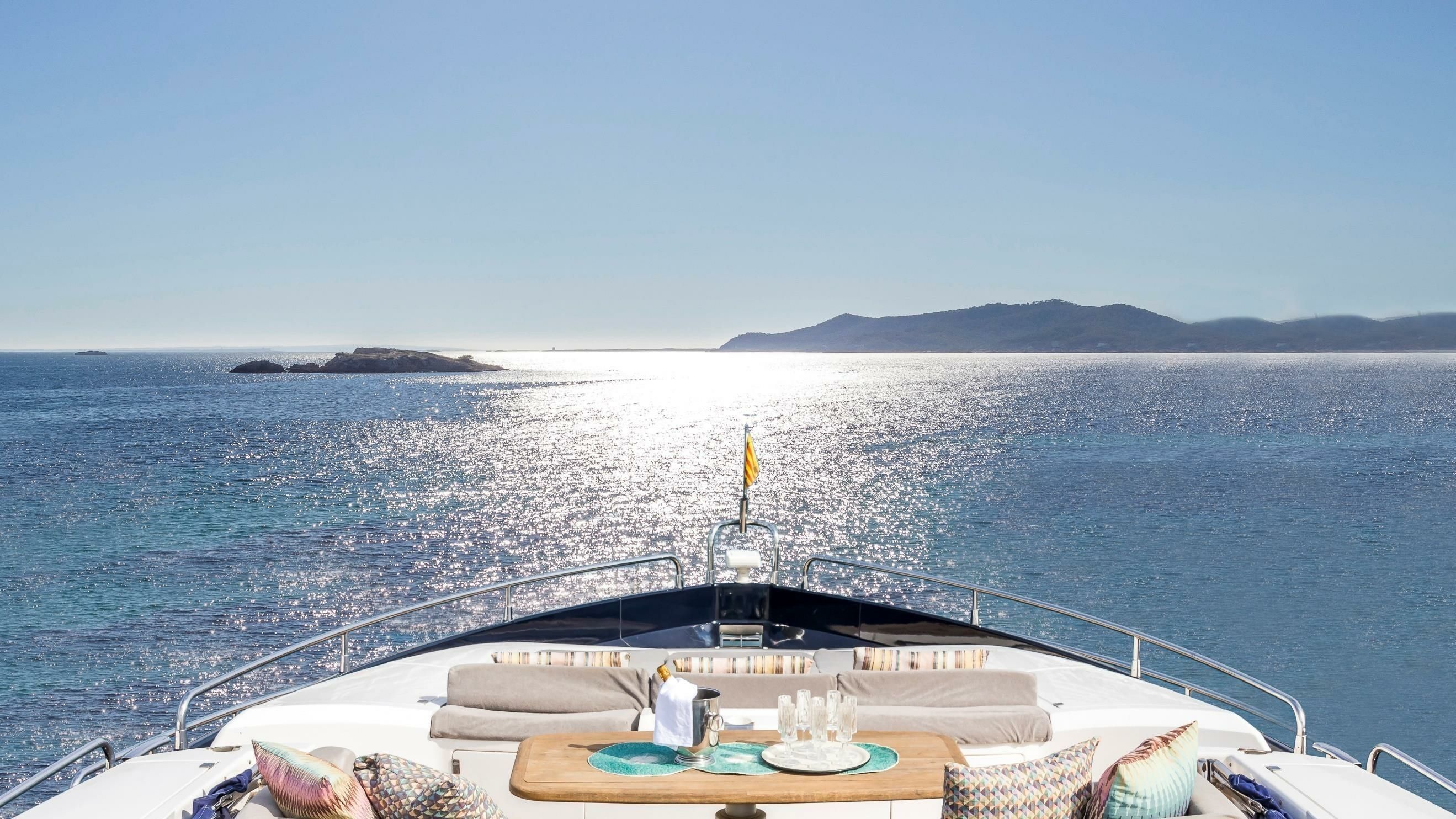 Sunseeker 84 | Ariyas