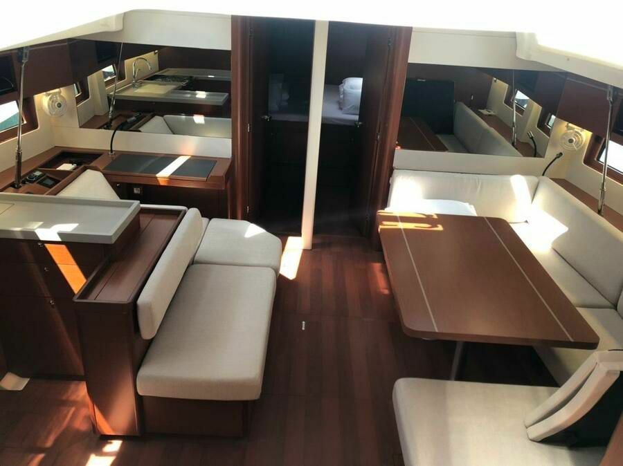 Beneteau Oceanis 51.1 | Olga