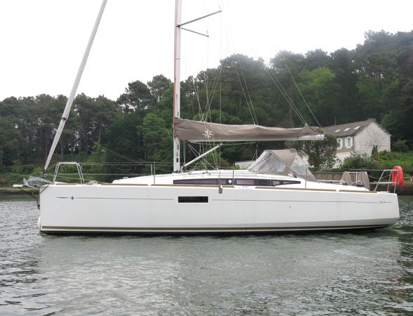 Jeanneau Sun Odyssey 349 | Game Boy's
