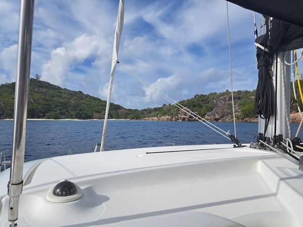 Lagoon 42 | Canopee
