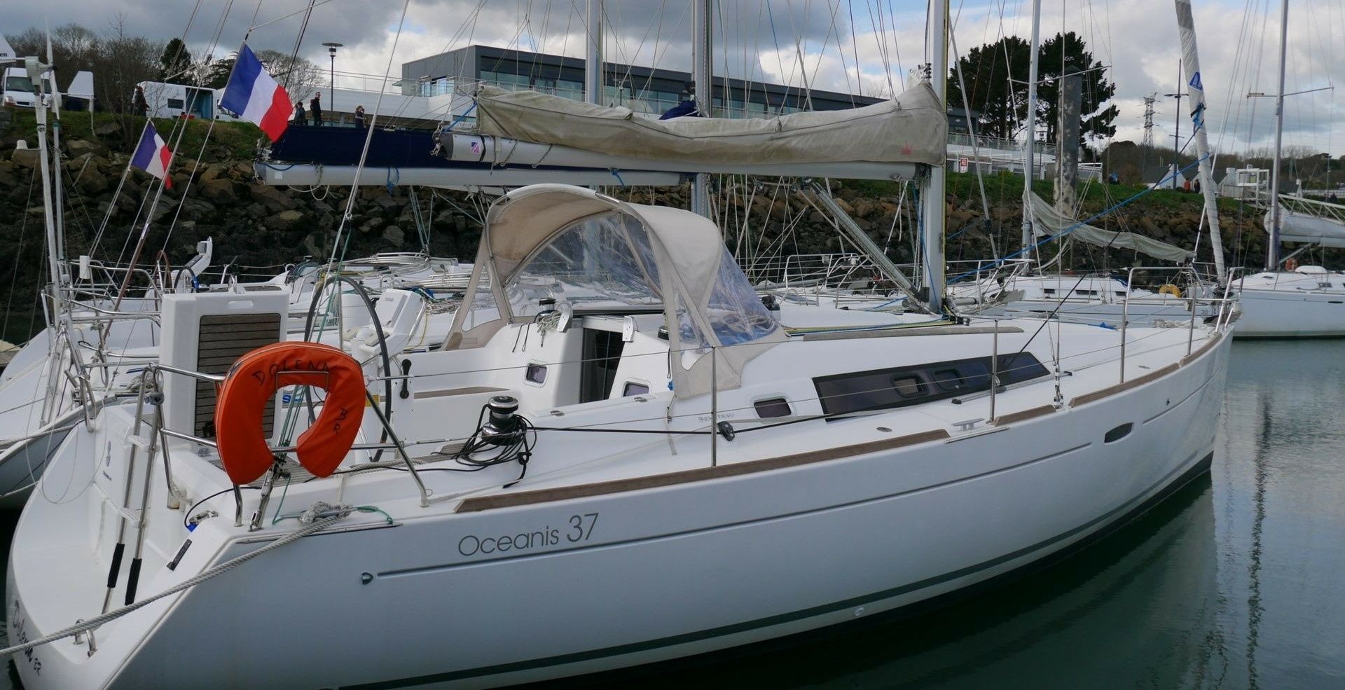 Beneteau Oceanis 37 | Dolenn