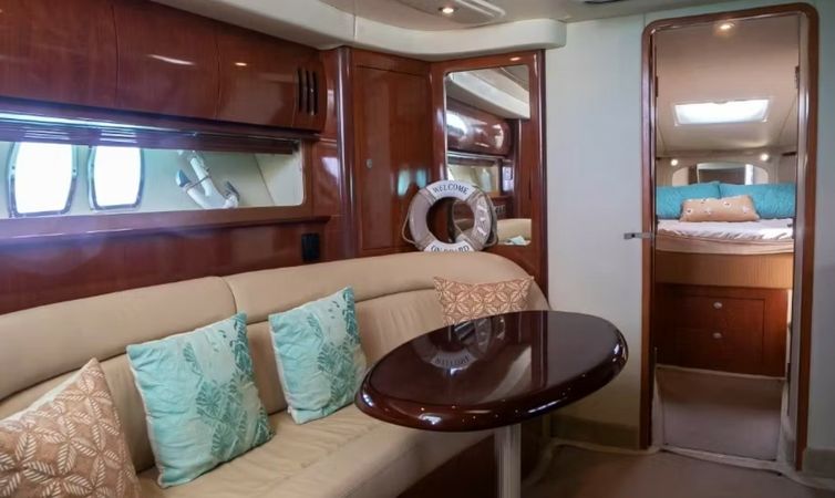 Sea Ray Sundancer 44 | Okeyanos