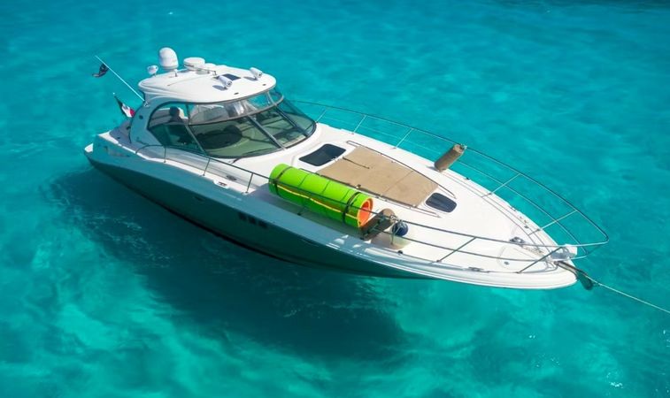 Sea Ray Sundancer 44 | Okeyanos