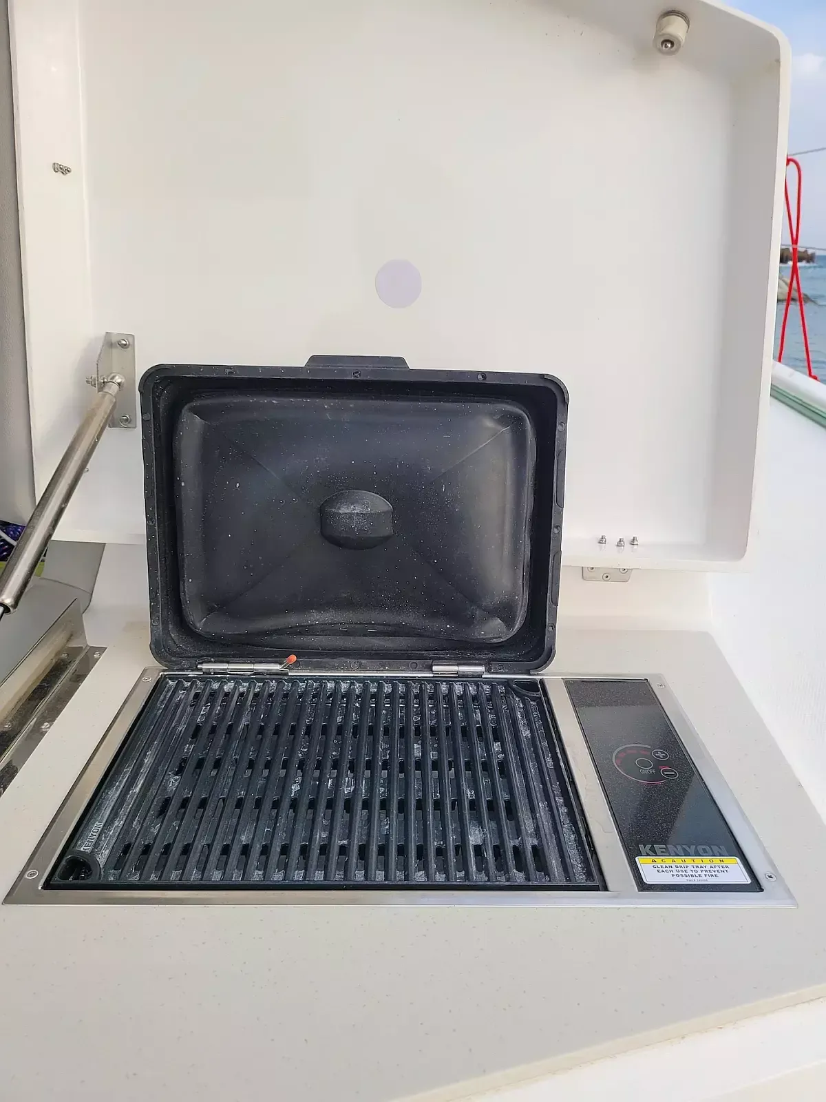 Leopard 50 | Trident