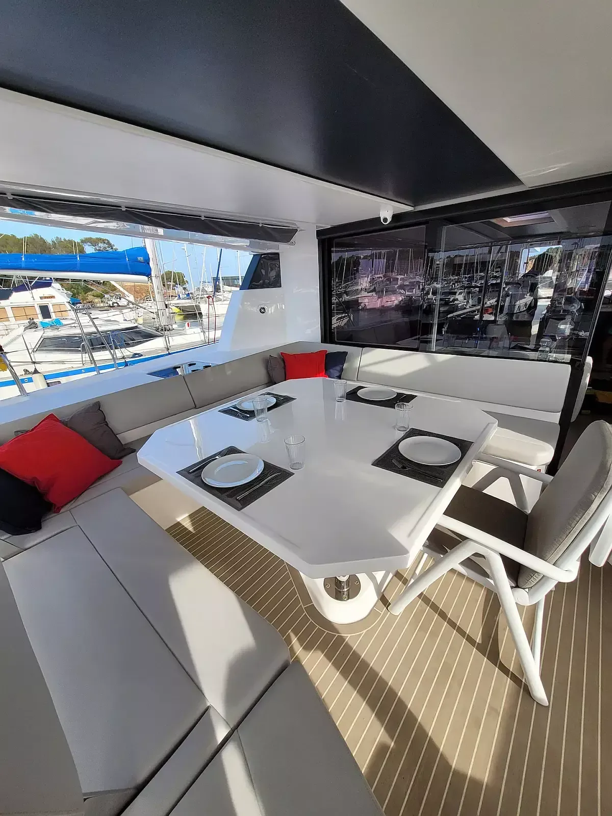 Leopard 50 | Trident