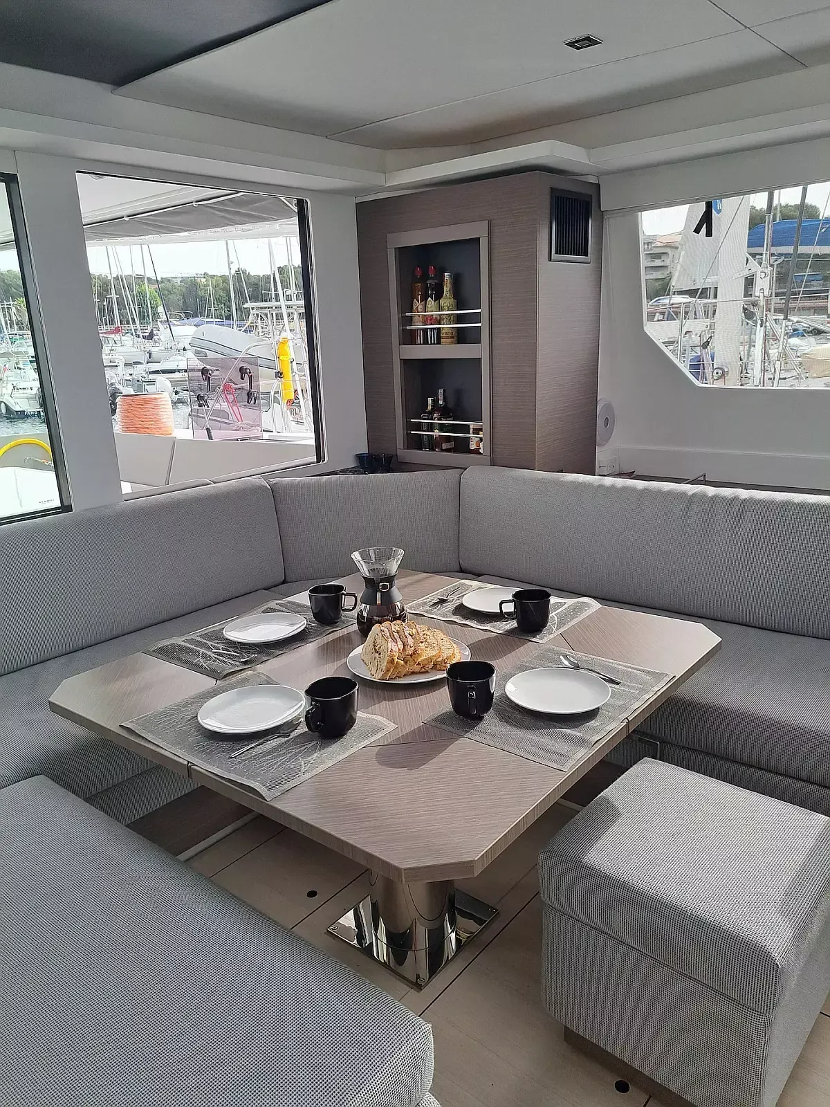 Leopard 50 | Trident