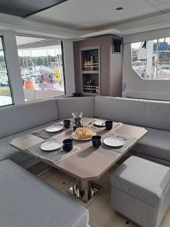 Leopard 50 | Trident