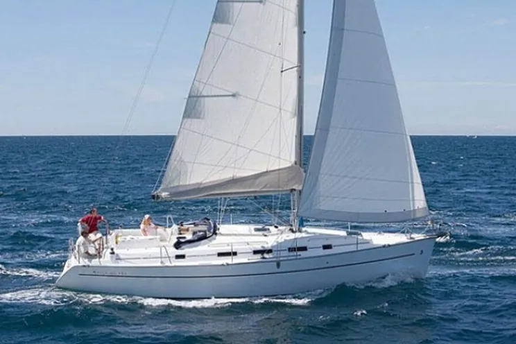 Beneteau Oceanis 393 | Tacoma