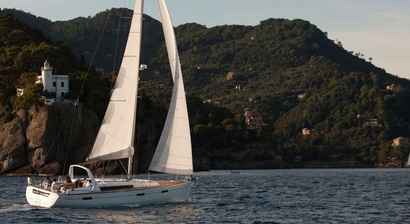 Beneteau Oceanis 45 | Ezodi