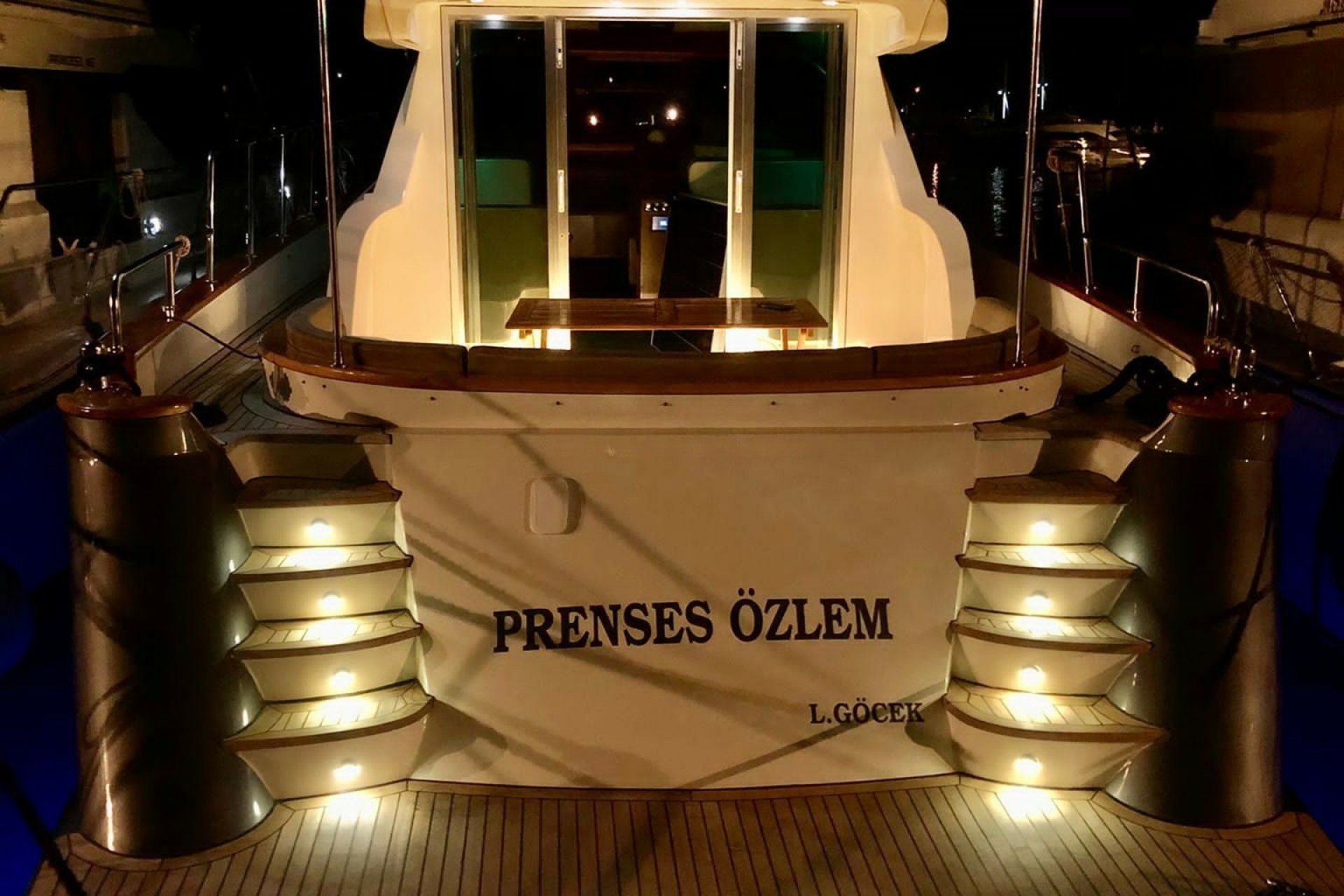 Custom Built 52 | Prenses Ozlem