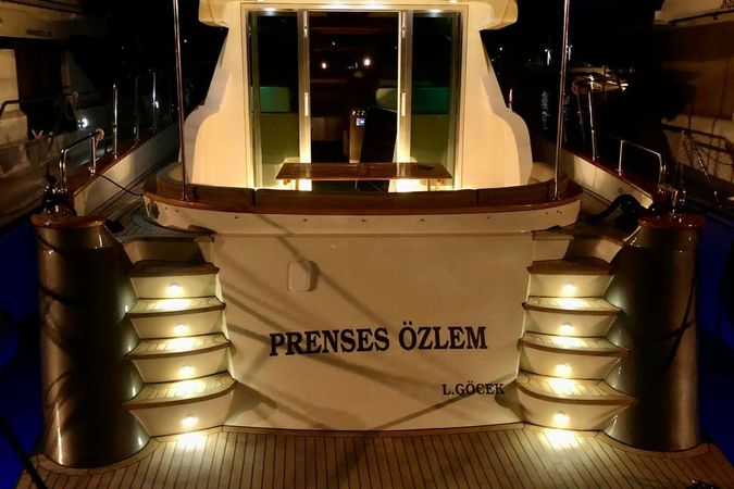 Custom Built 52 | Prenses Ozlem