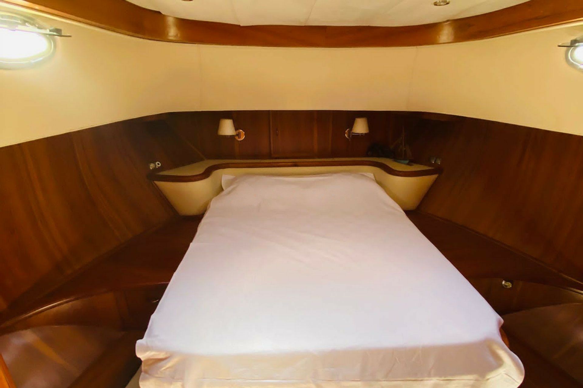 Custom Built 52 | Prenses Ozlem
