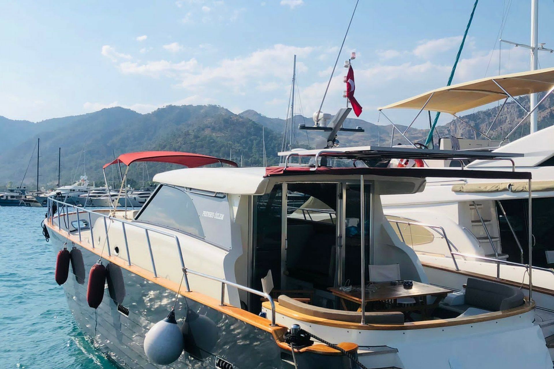 Custom Built 52 | Prenses Ozlem