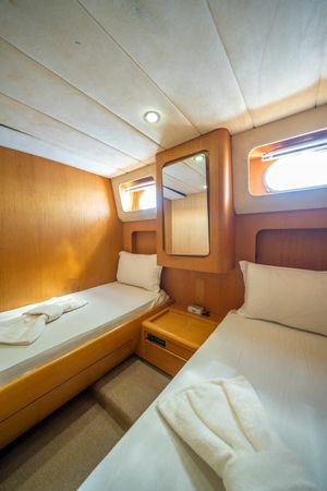 Canados 70 Fly | Esmeralda A