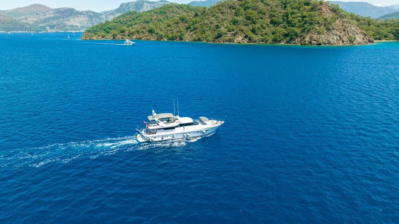 Canados 70 Fly | Esmeralda A