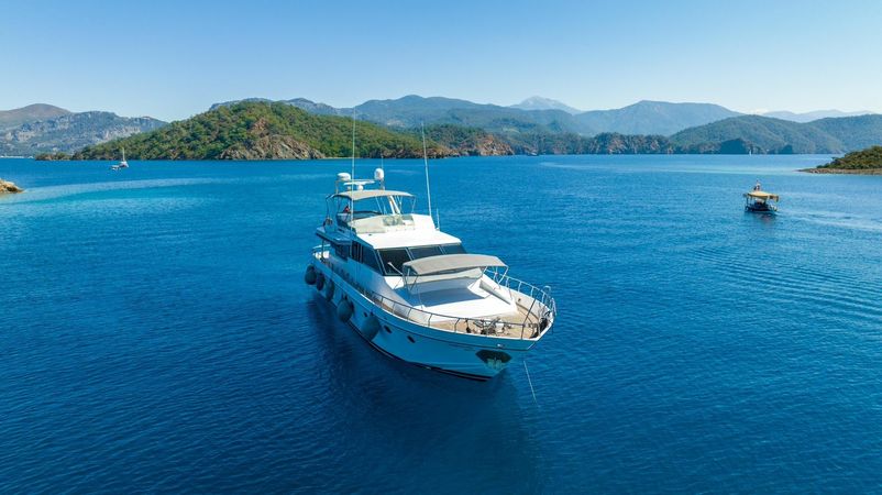 Canados 70 Fly | Esmeralda A