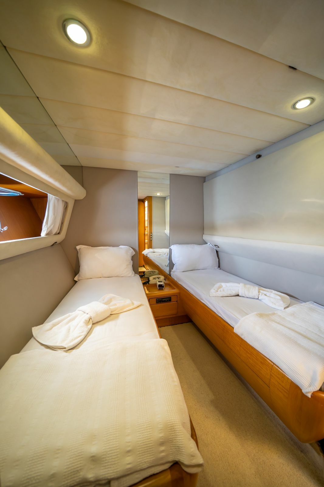 Canados 70 Fly | Esmeralda A