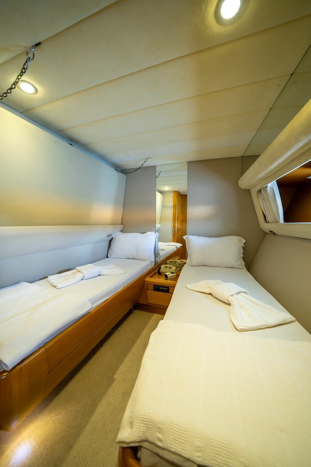 Canados 70 Fly | Esmeralda A