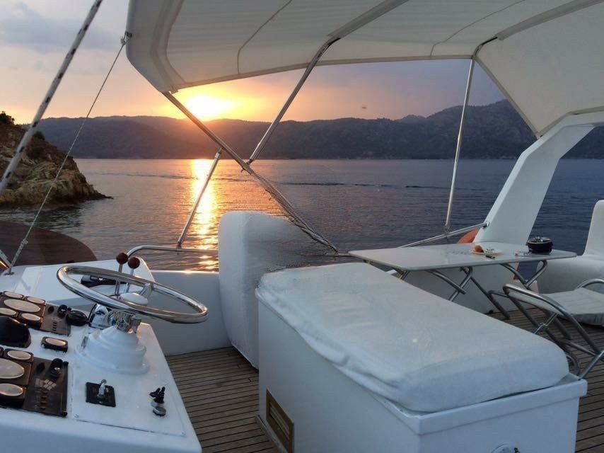 Custom Built 55 | Lagoon