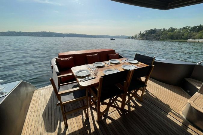 Custom Built 49 | Therapia