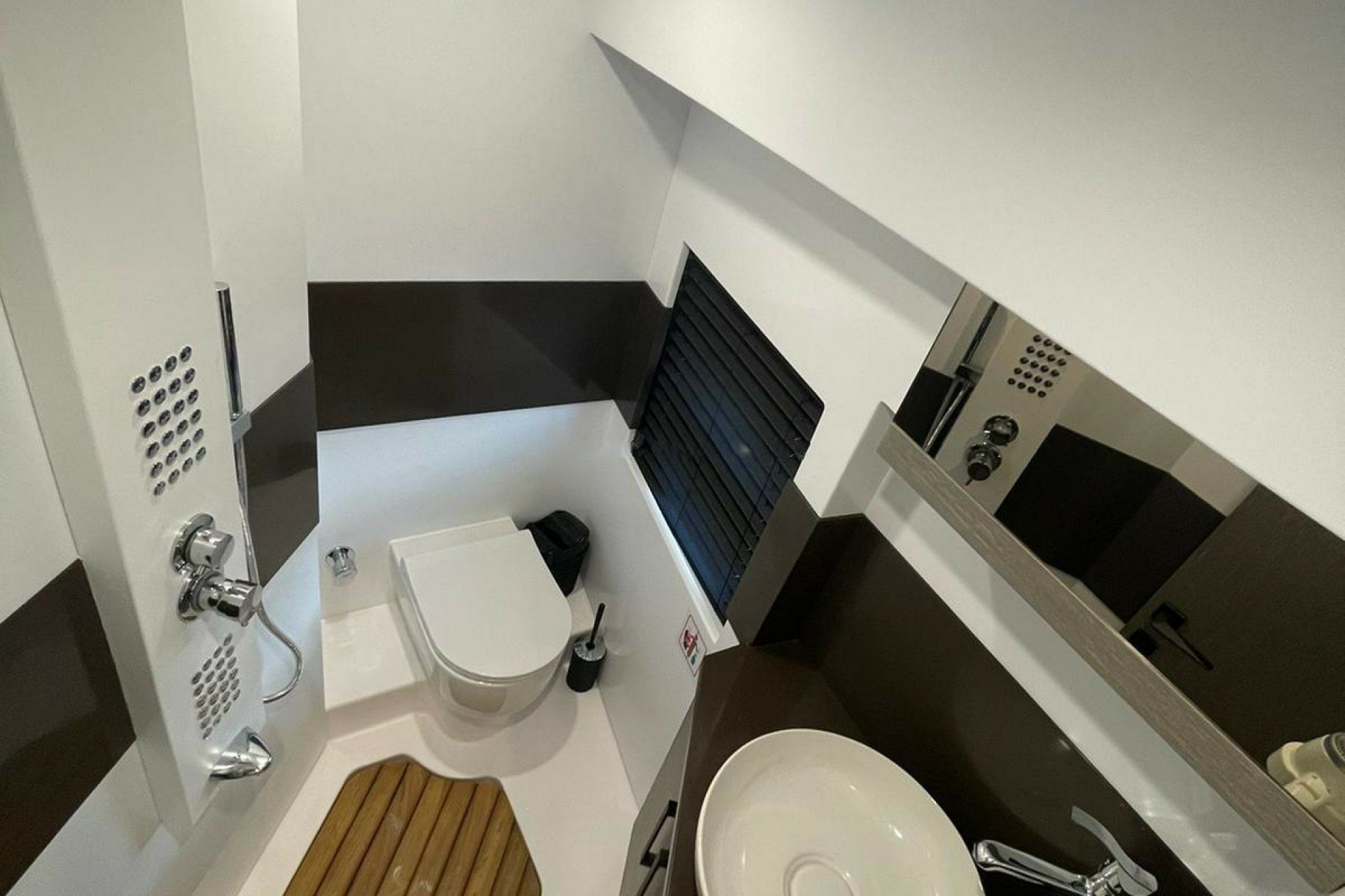 Custom Built 49 | Therapia