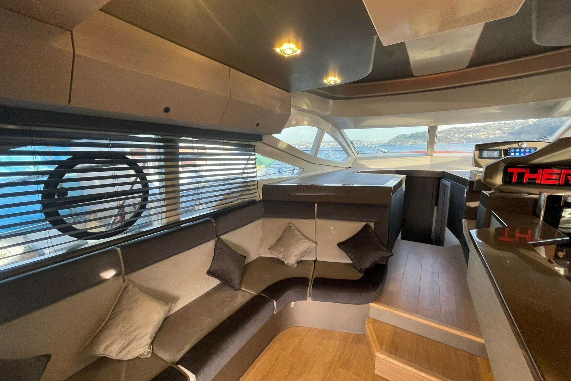 Custom Built 49 | Therapia