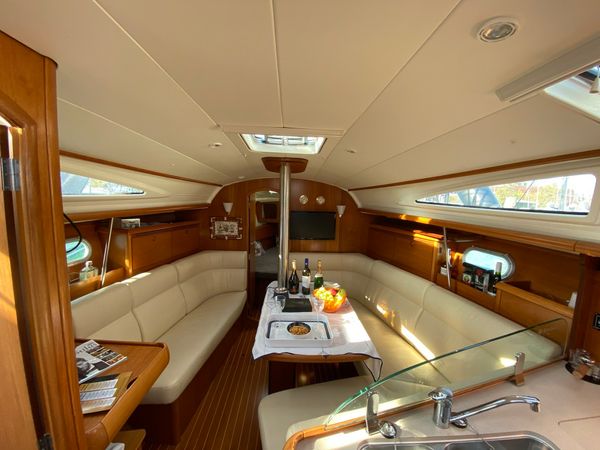 Jeanneau Sun Odyssey 35 | Karolina 2