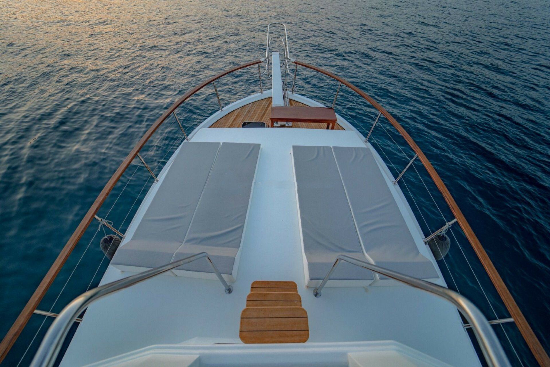 Custom Built 46 | Goldenlight