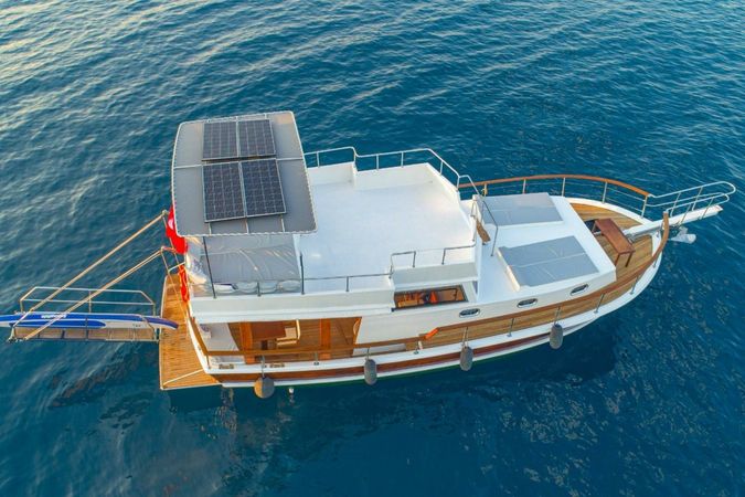 Custom Built 46 | Goldenlight