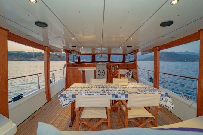 Custom Built 46 | Goldenlight