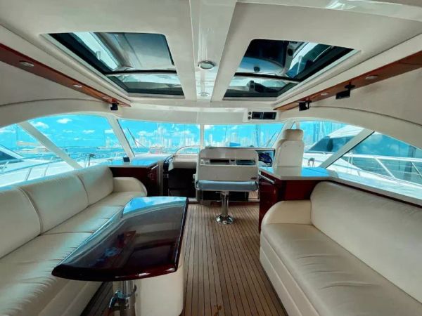 Sea Ray 62 | Niko