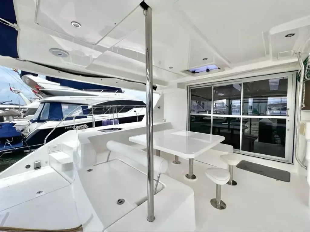 Leopard 48 | Avalone One