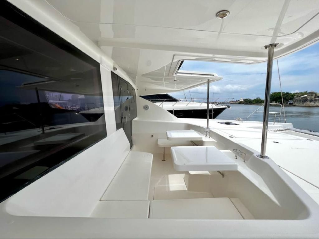 Leopard 48 | Avalone One