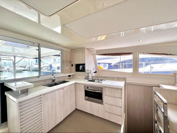 Leopard 48 | Avalone One