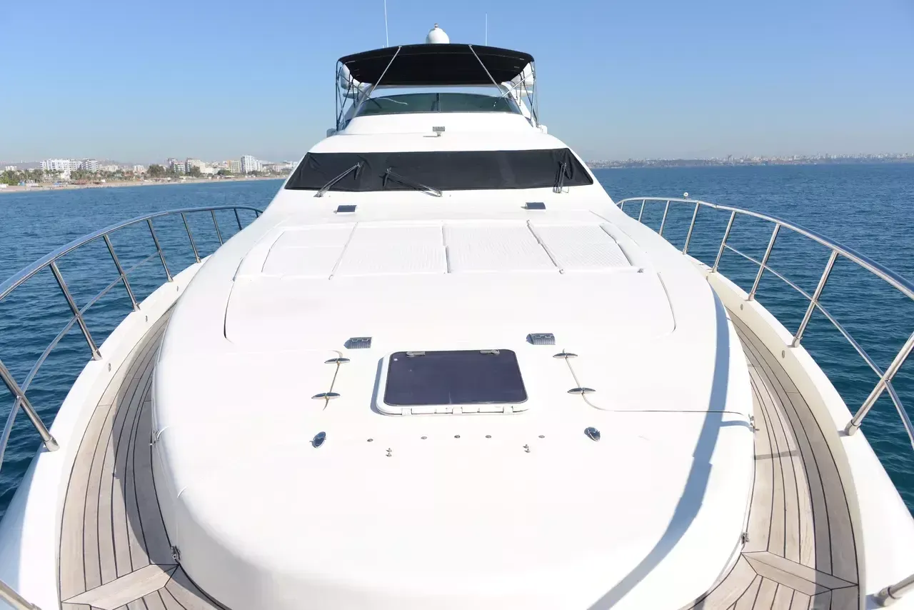 Azimut Leonardo 98 | Obsidian