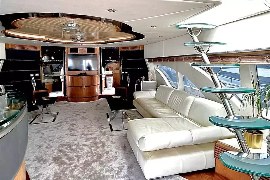 Azimut Leonardo 98 | Obsidian