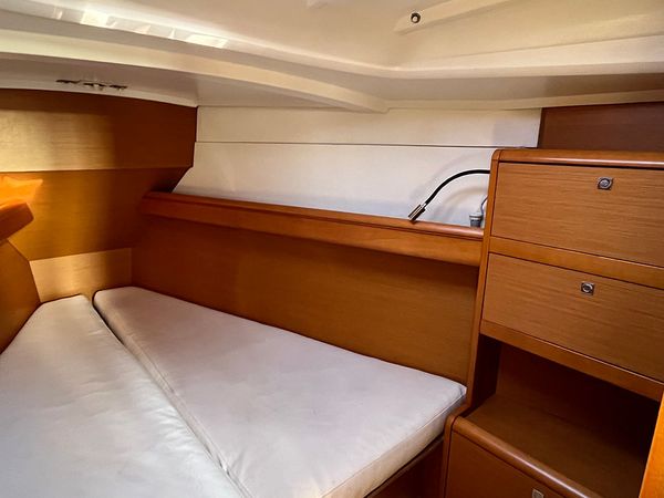 Jeanneau Sun Odyssey 379 | Esprit du Levant