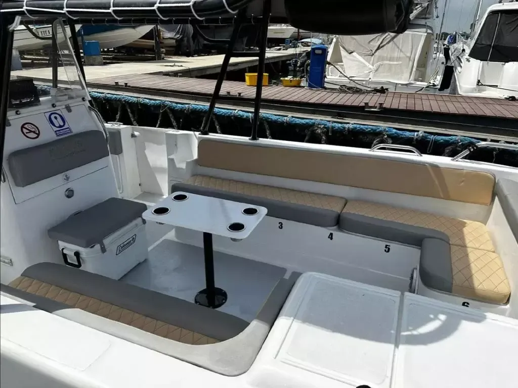 YachtCat 33 | Magnus