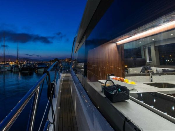 Sunseeker Manhattan 66 | Key West