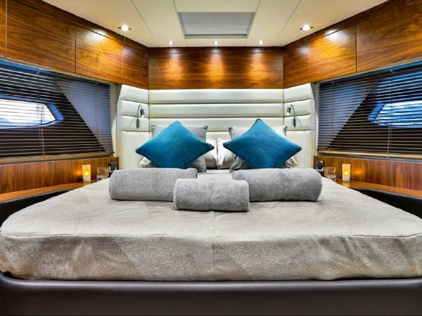 Sunseeker Manhattan 66 | Key West