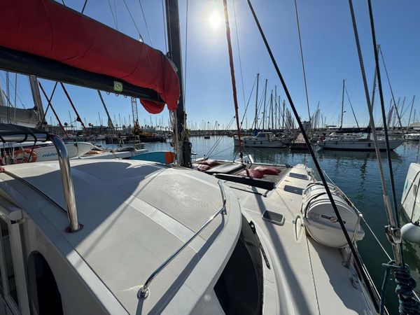 Outremer 42 | Blue Magic Cat