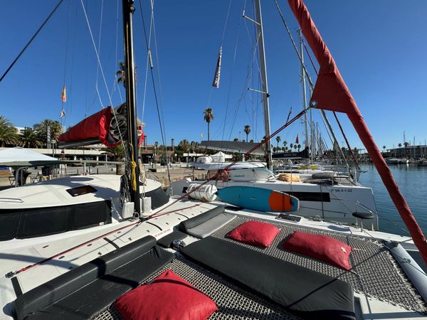 Outremer 42 | Blue Magic Cat