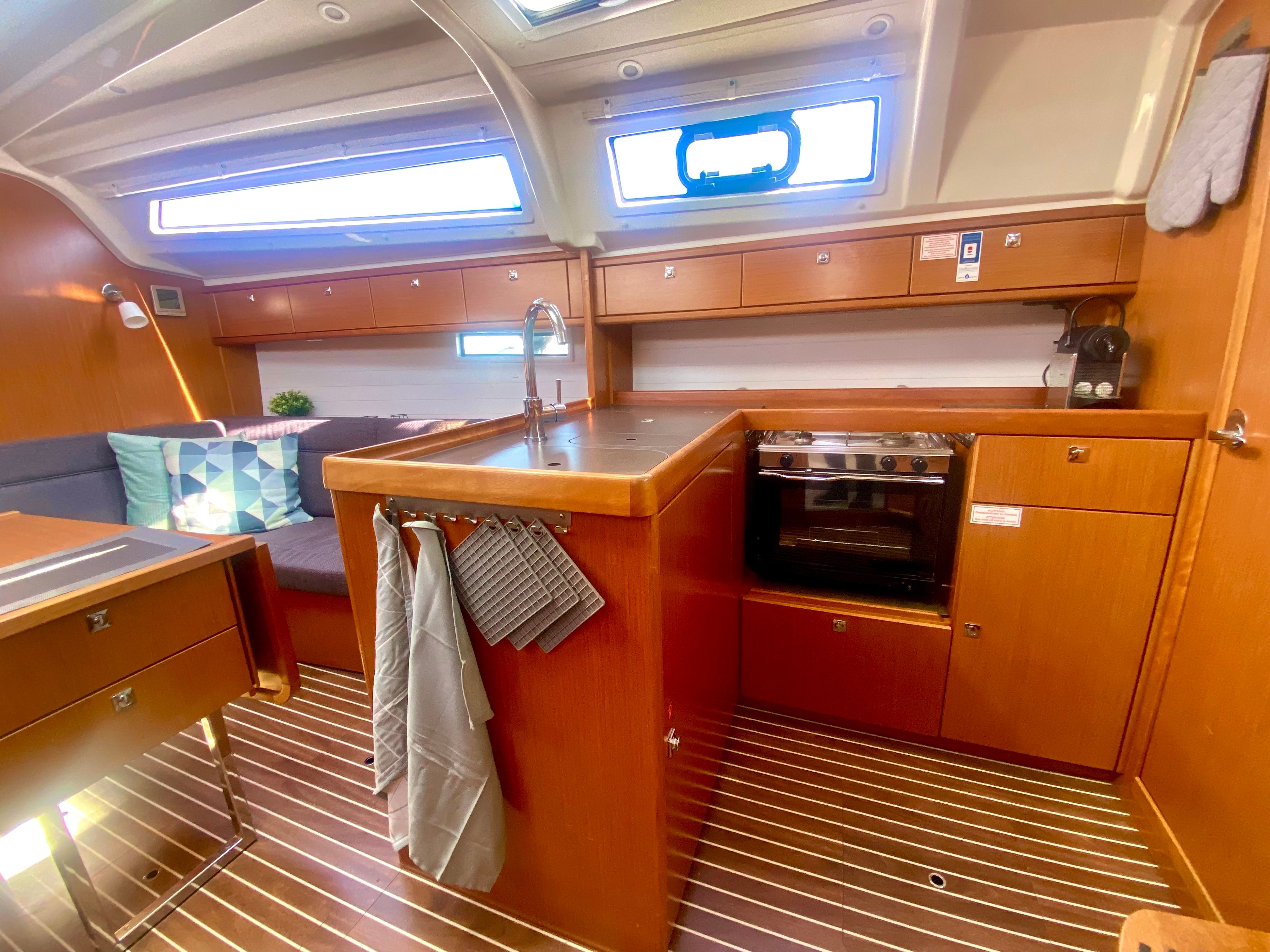 Bavaria Cruiser 37 | Princess