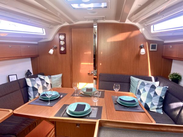 Bavaria Cruiser 37 | Princess