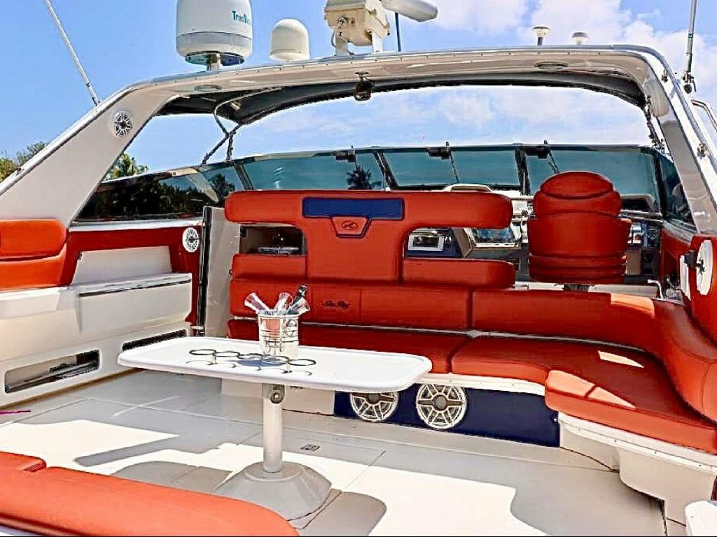 Sea Ray 50 | Party